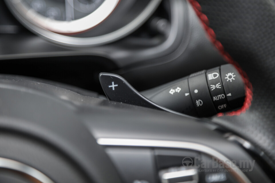 Suzuki Swift Sport ZC33S (2021) Interior