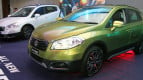 Suzuki S-Cross Exterior photo