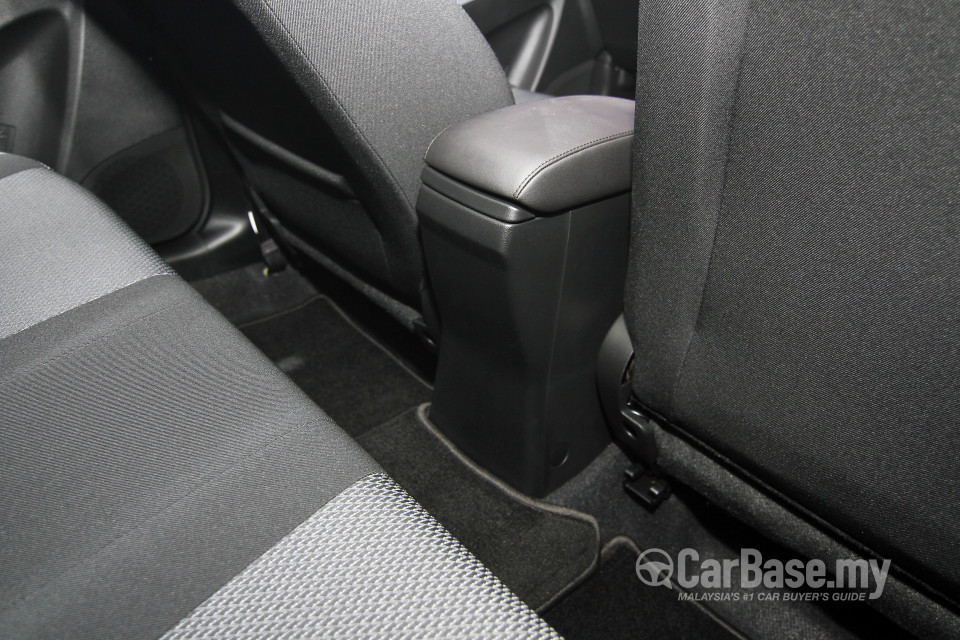 Suzuki S-Cross SX4 Mk2 (2014) Interior