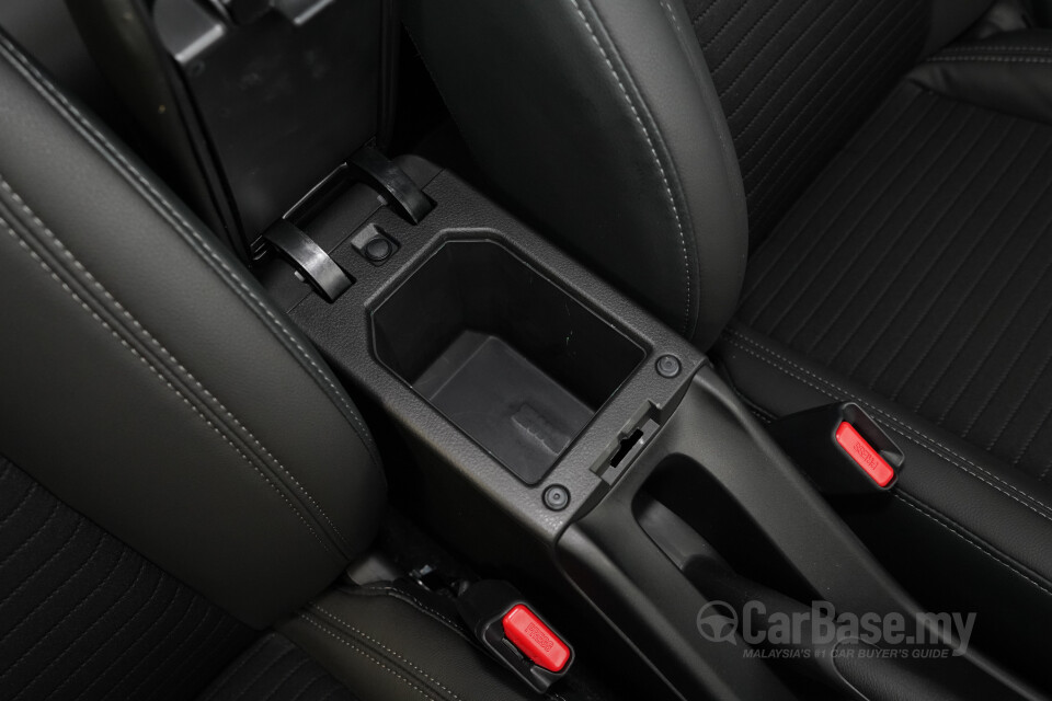 Suzuki Fronx WEB3S (2025) Interior