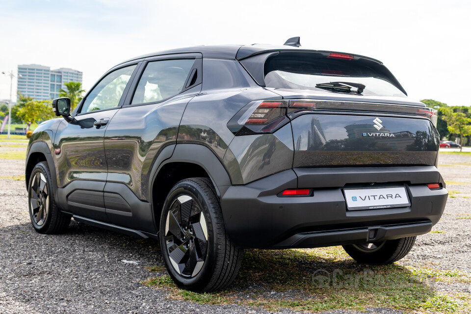 Suzuki eVitara SZ171C/SZ181C (2026) Exterior