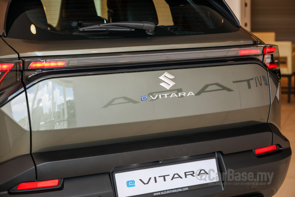 Suzuki eVitara SZ171C/SZ181C (2026) Exterior