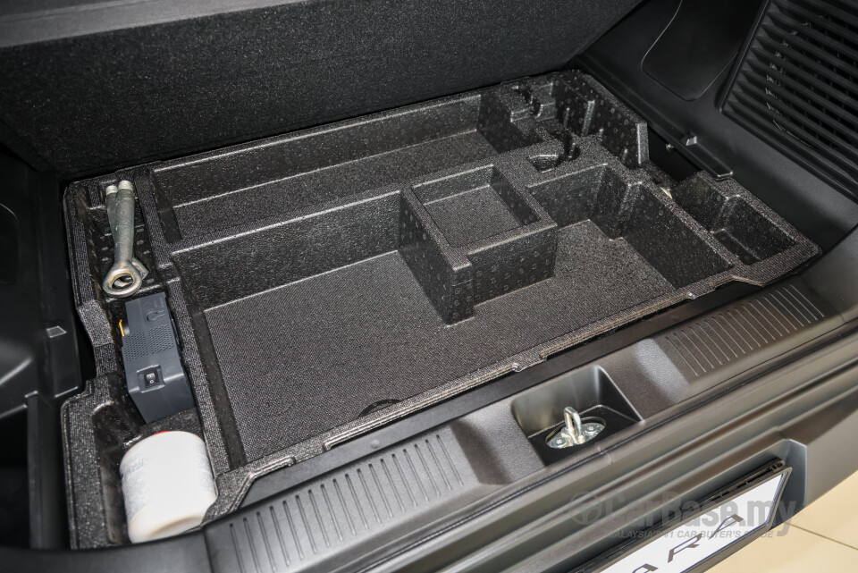 Suzuki eVitara SZ171C/SZ181C (2026) Interior