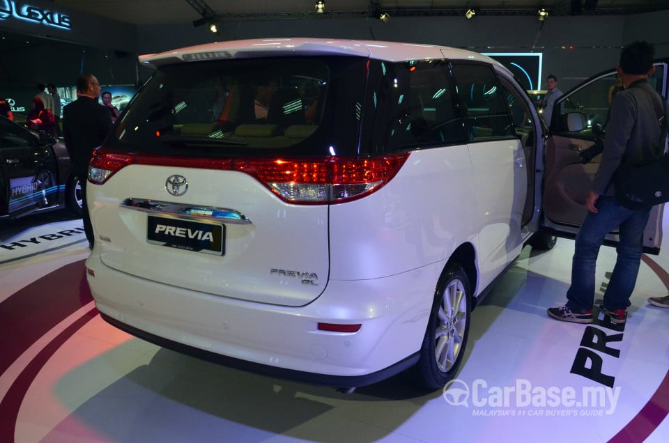 Toyota Previa ACR50 (2013) Exterior