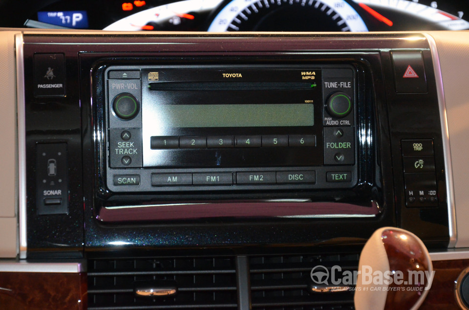 Toyota Previa ACR50 (2013) Interior