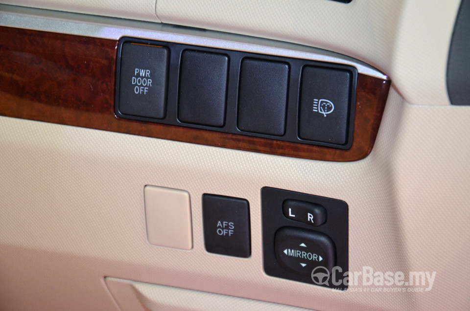 Toyota Previa ACR50 (2013) Interior