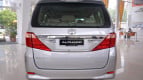 Toyota Alphard Exterior photo