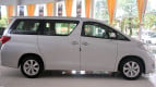 Toyota Alphard Exterior photo