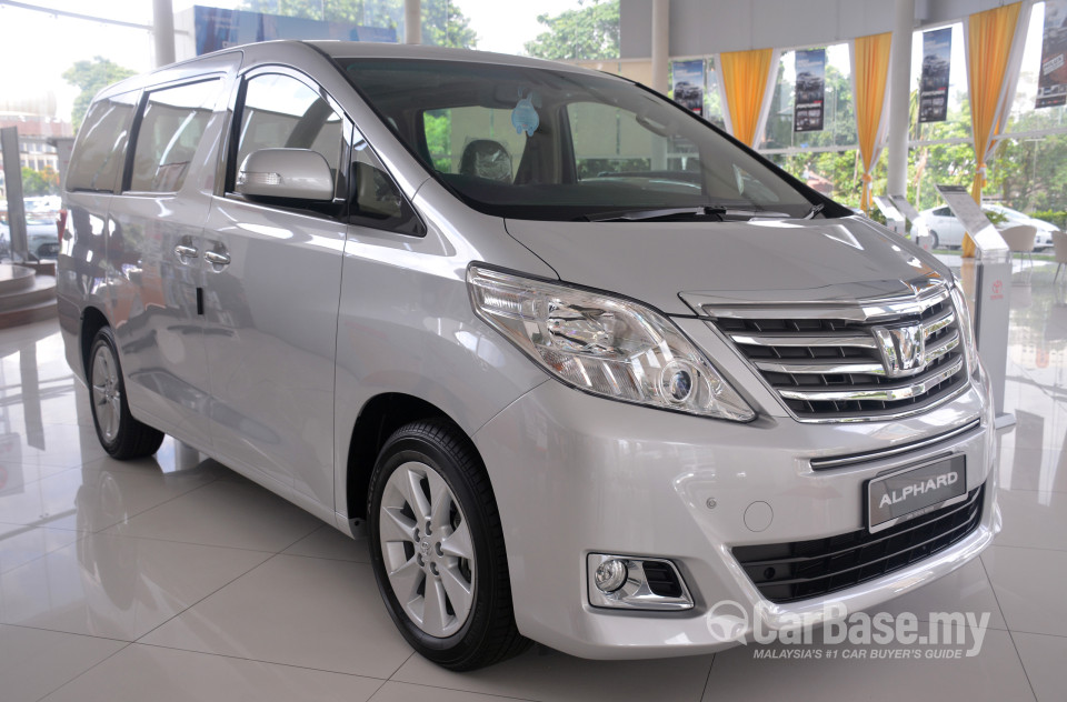 Toyota Alphard AH20 Facelift (2014) Exterior