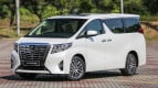 Toyota Alphard Exterior photo