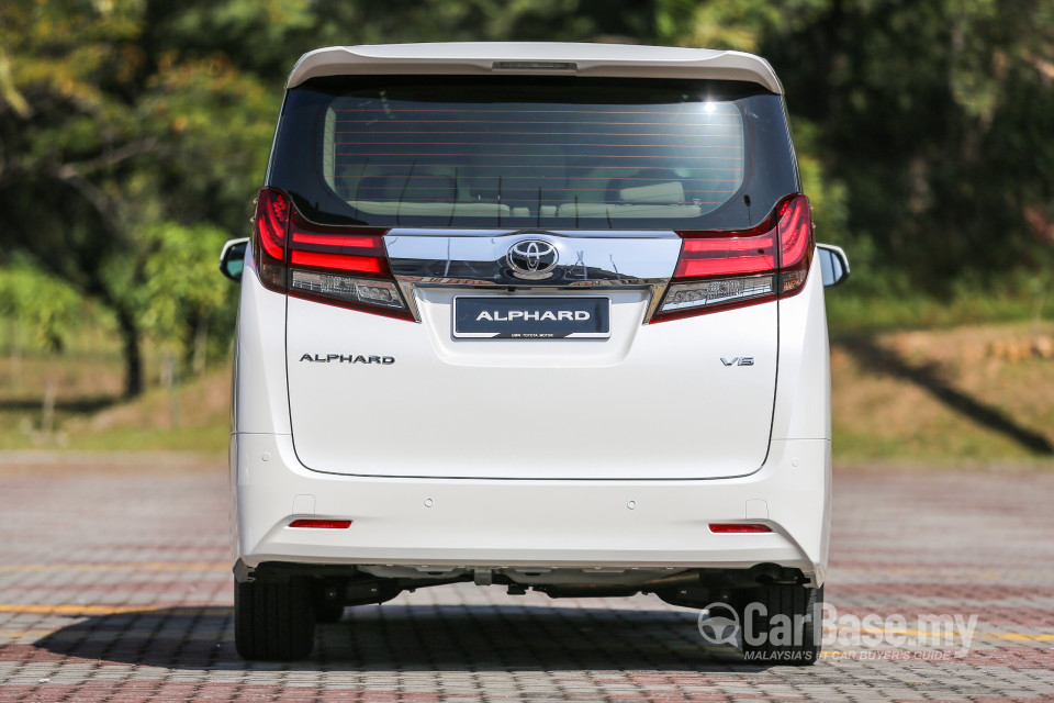 Toyota Alphard AH30 (2016) Exterior