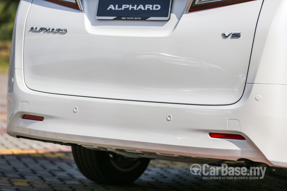 Toyota Alphard AH30 (2016) Exterior