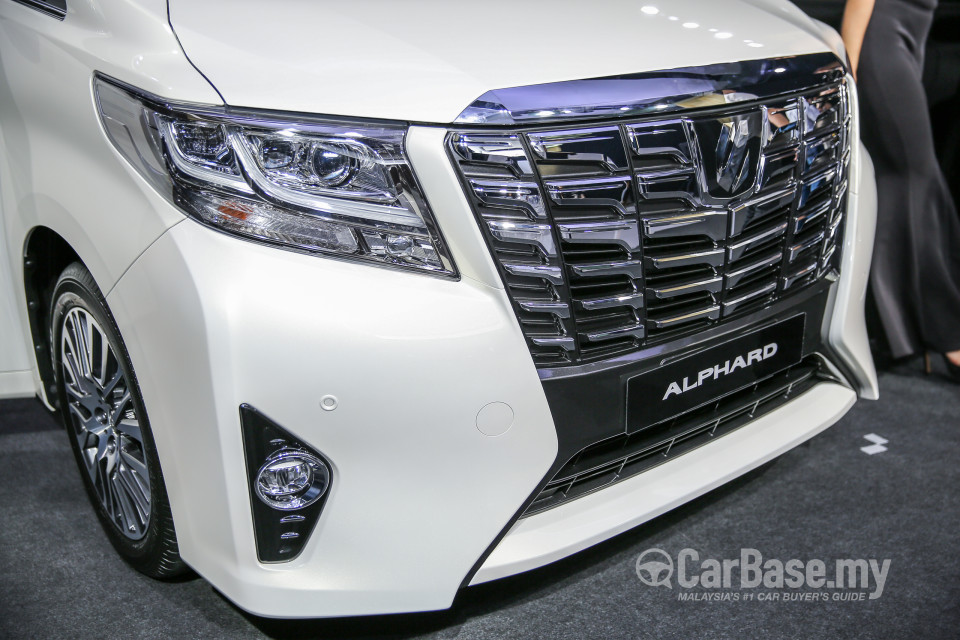 Toyota Alphard AH30 (2016) Exterior