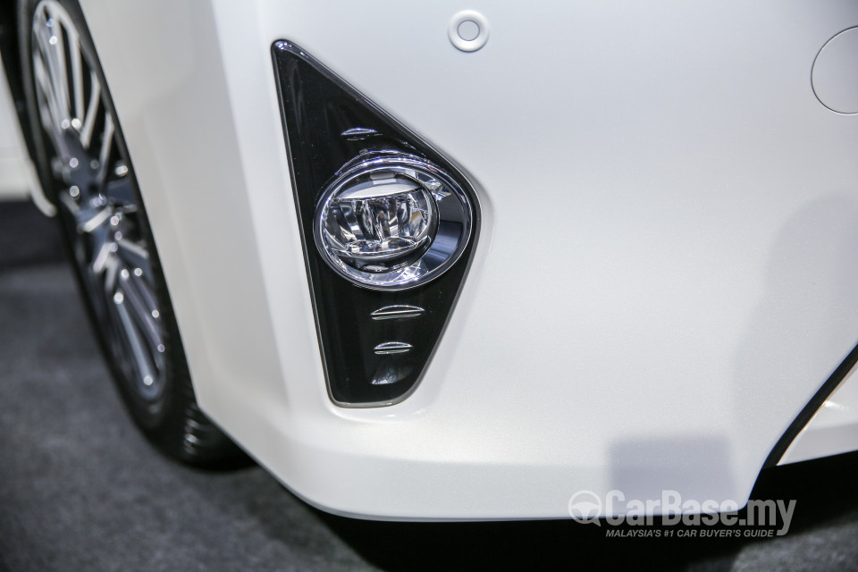 Toyota Alphard AH30 (2016) Exterior