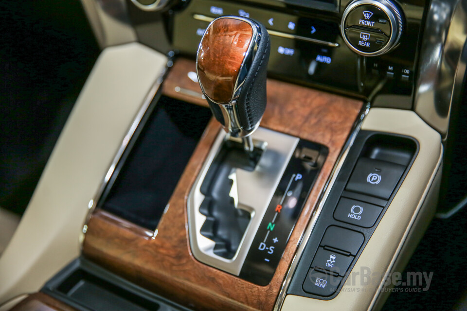 Audi A4 B9 (2016) Interior