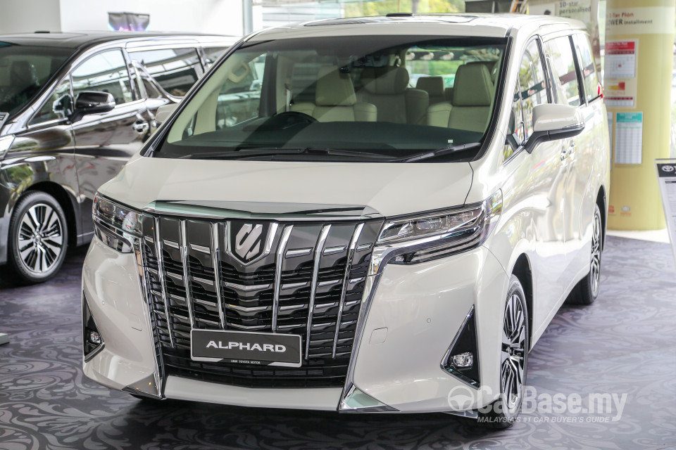 Toyota Alphard AH30 Facelift (2018) Exterior