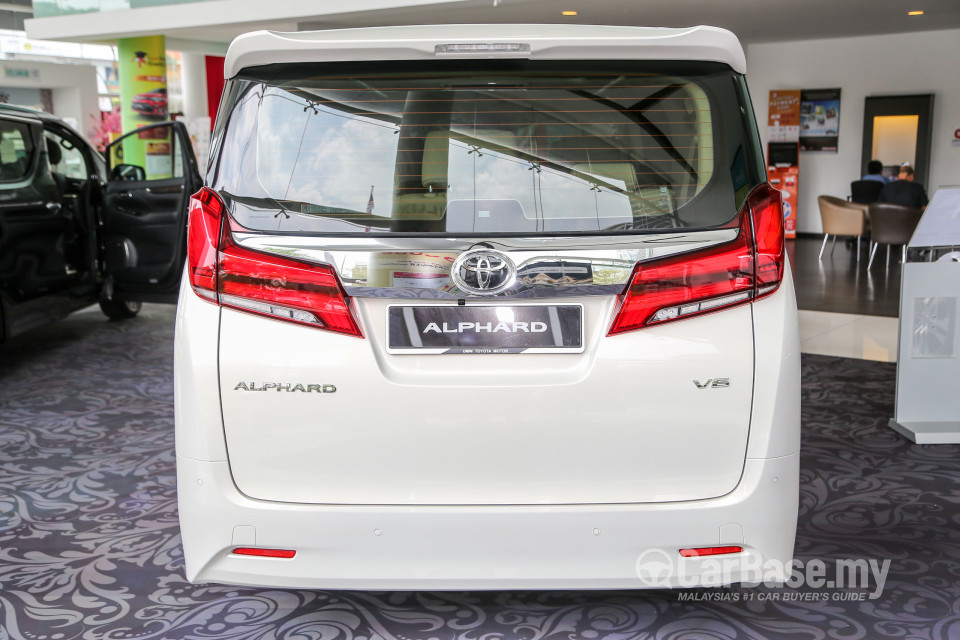 Toyota Alphard AH30 Facelift (2018) Exterior
