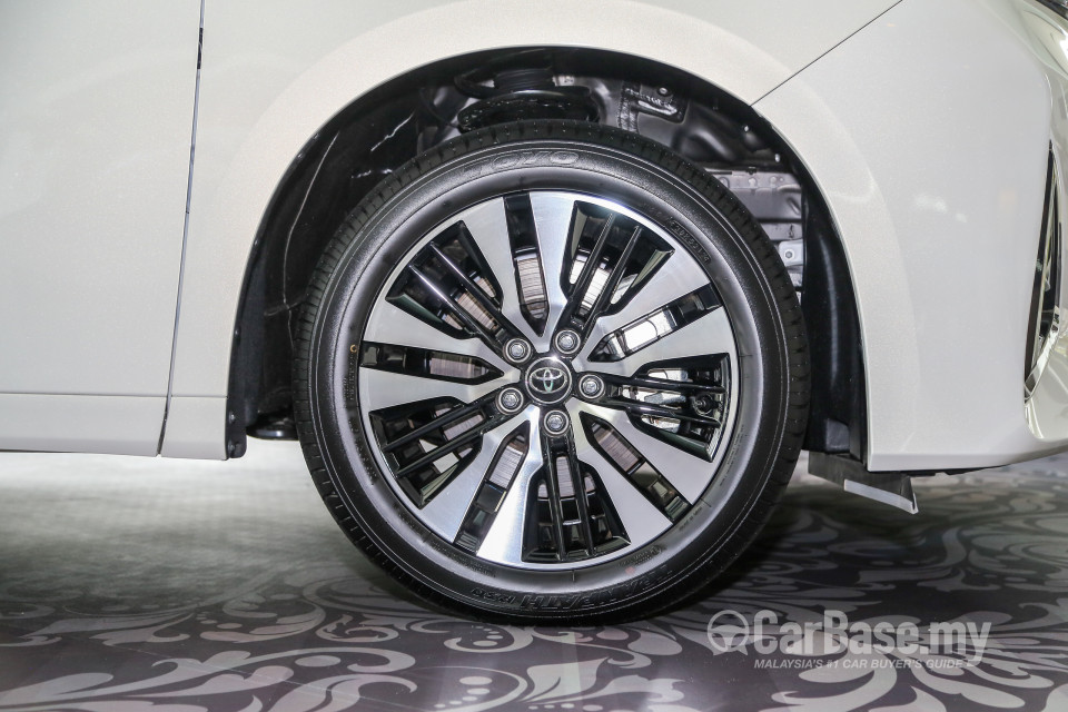 Toyota Alphard AH30 Facelift (2018) Exterior