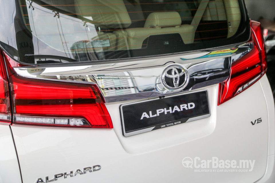 Toyota Alphard AH30 Facelift (2018) Exterior