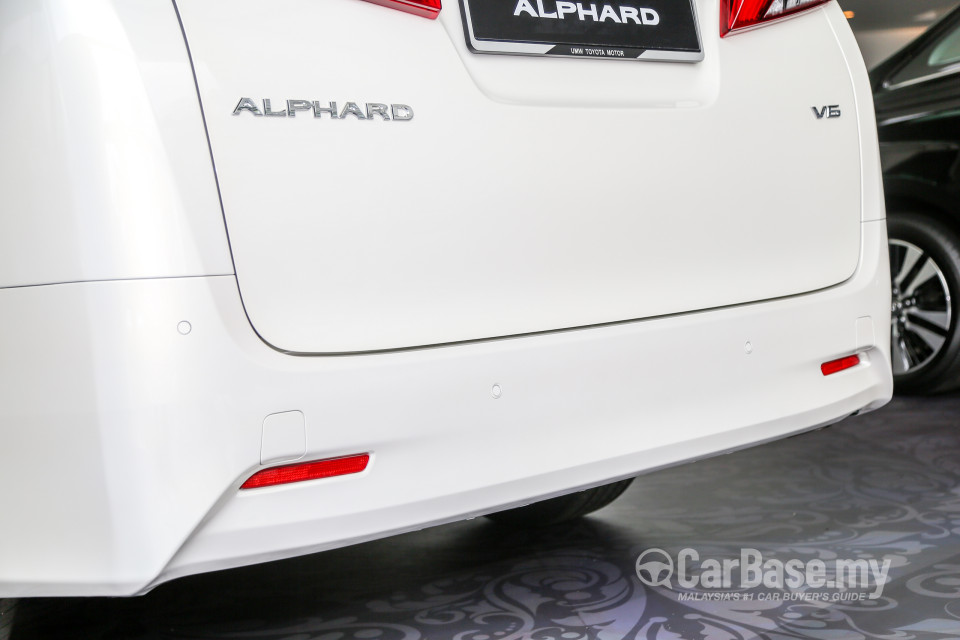 Toyota Alphard AH30 Facelift (2018) Exterior