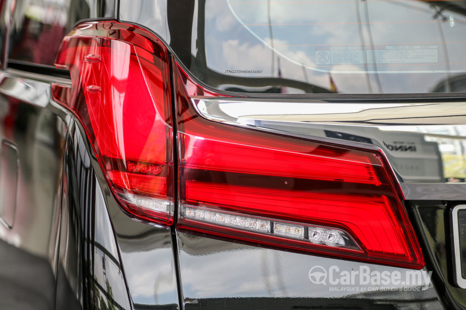 Toyota Alphard AH30 Facelift (2018) Exterior