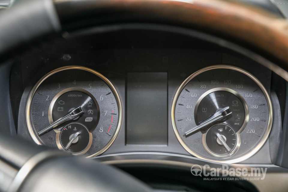 Toyota Alphard AH30 Facelift (2018) Interior