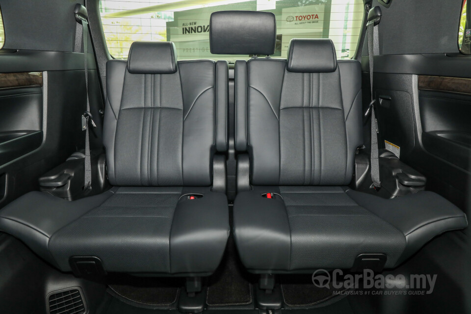 Nissan Navara D23 Facelift (2021) Interior