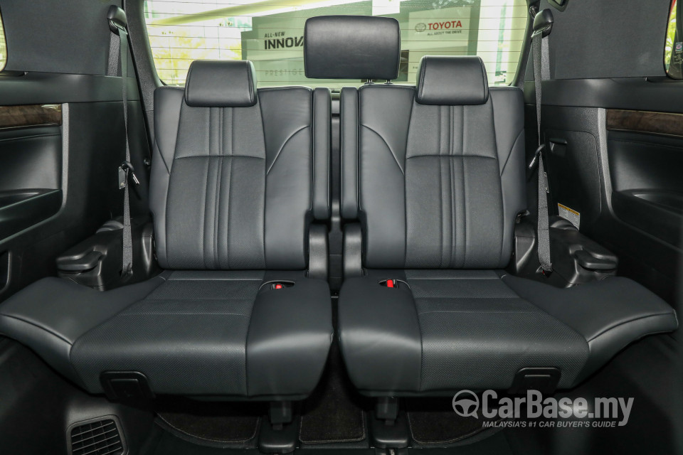 Toyota Alphard AH30 Facelift (2018) Interior