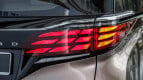 Toyota Alphard Exterior photo