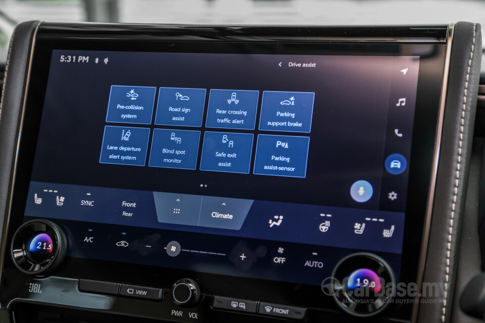Toyota Alphard AH40 (2023) Interior