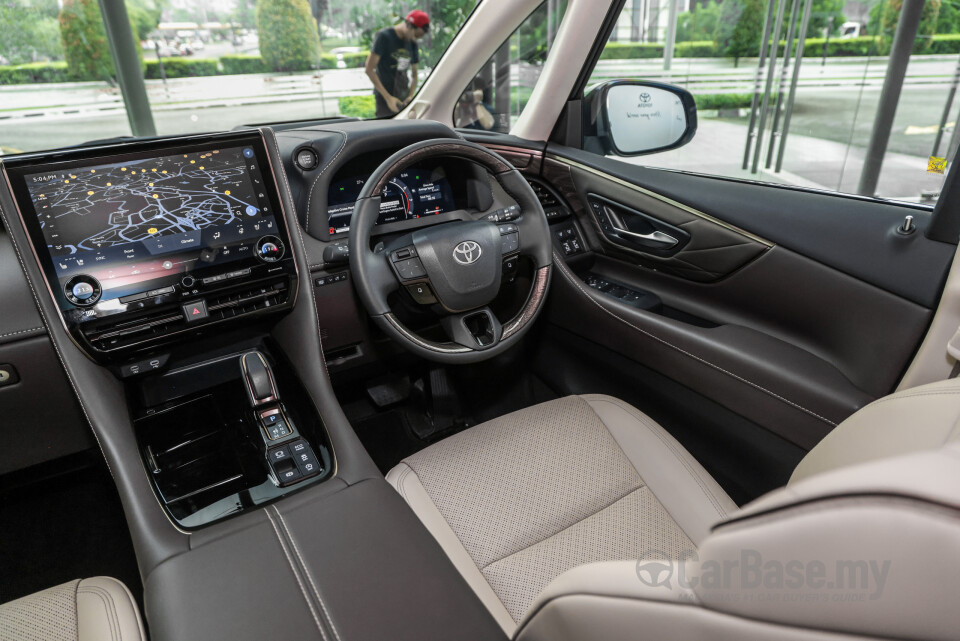 Toyota Alphard AH40 (2023) Interior