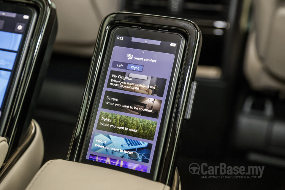 Toyota Alphard AH40 (2023) Interior