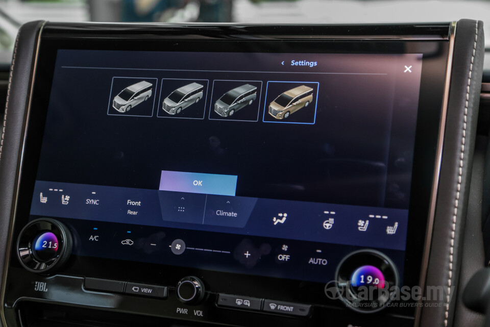 Toyota Alphard AH40 (2023) Interior