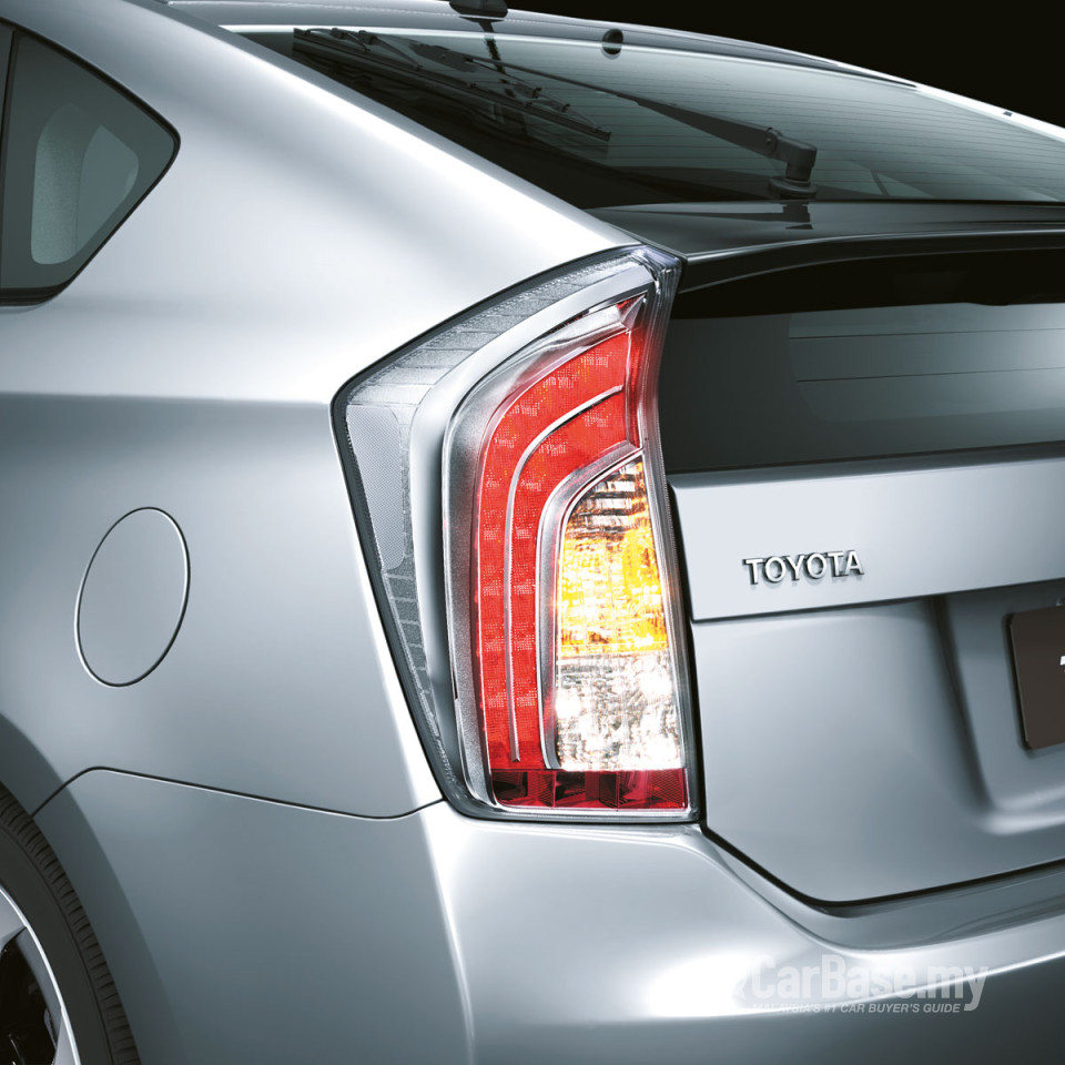 Toyota Prius XW30 Facelift (2012) Exterior