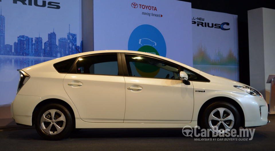 Toyota Prius XW30 Facelift (2012) Exterior