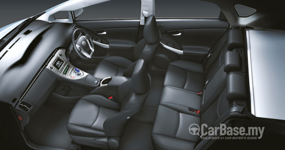 Toyota Prius XW30 Facelift (2012) Interior