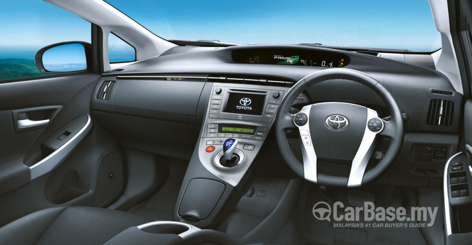 Toyota Prius XW30 Facelift (2012) Interior