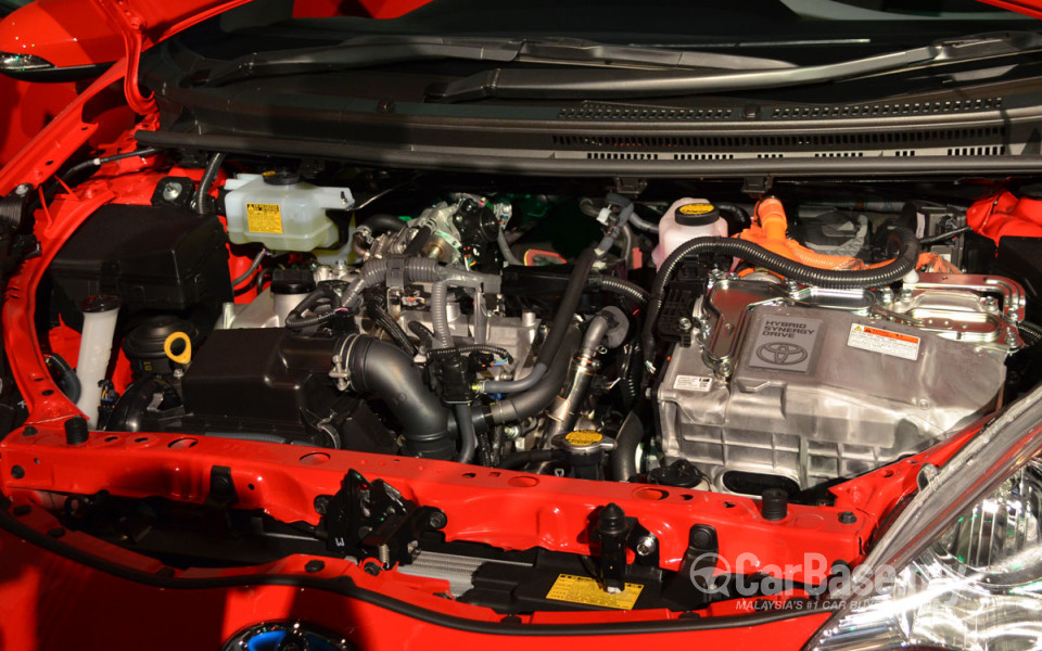 Toyota Prius c Mk1 (2014) Exterior