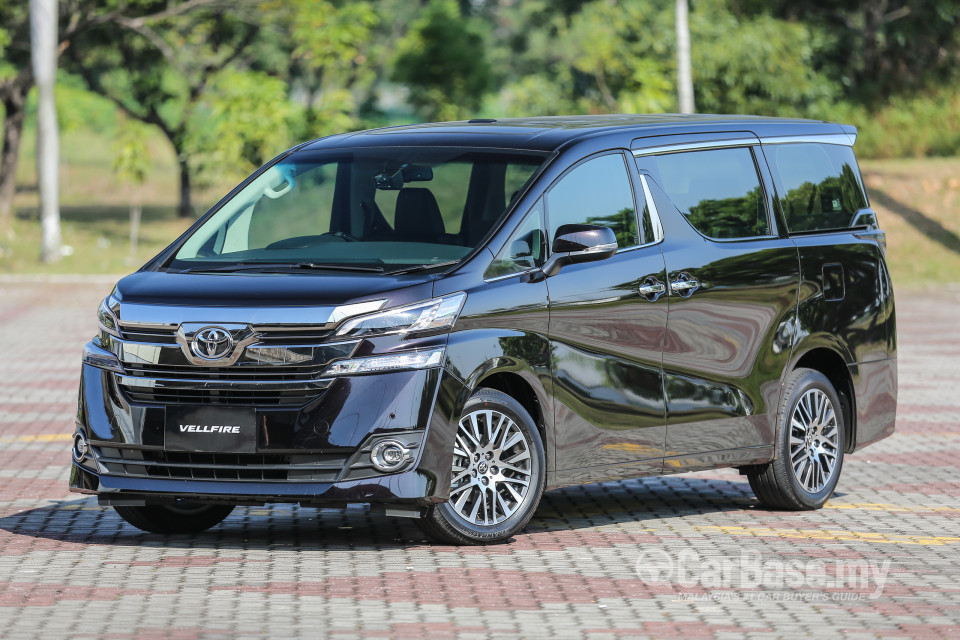 Toyota Vellfire AH30 (2016) Exterior