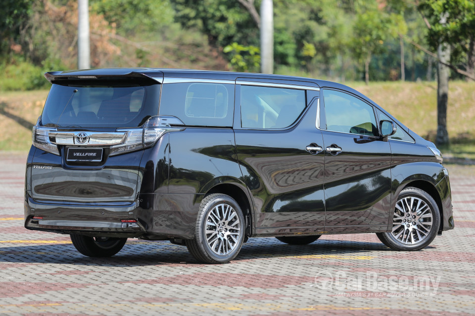 Toyota Vellfire AH30 (2016) Exterior