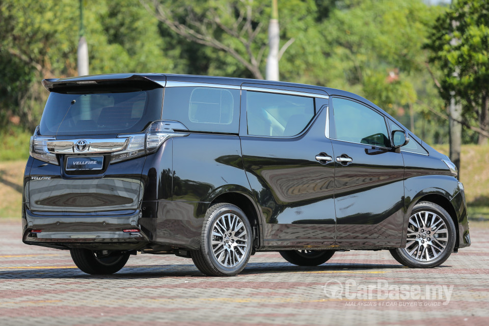Toyota Vellfire AH30 (2016) Exterior