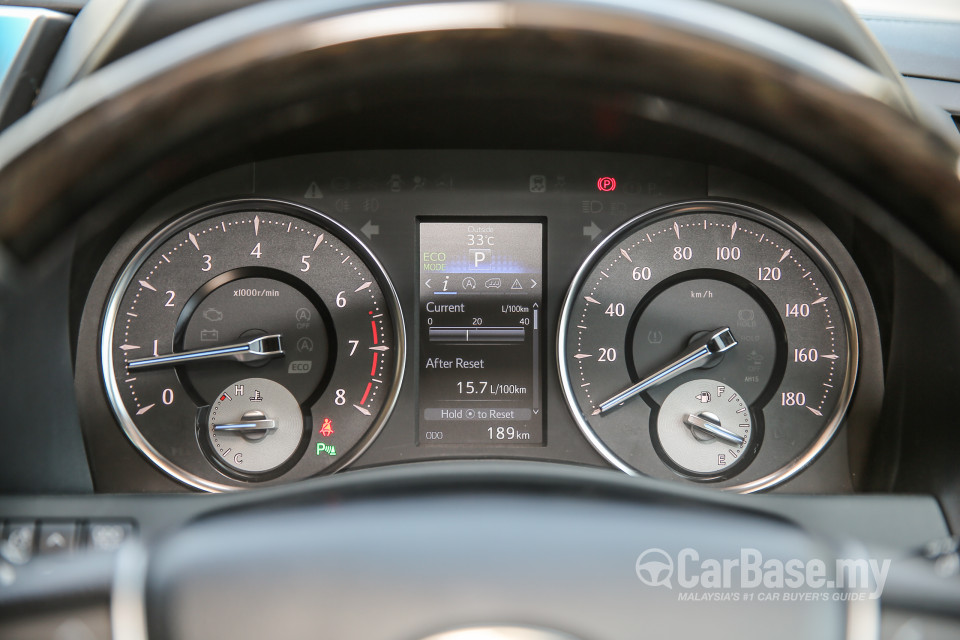 Toyota Vellfire AH30 (2016) Interior