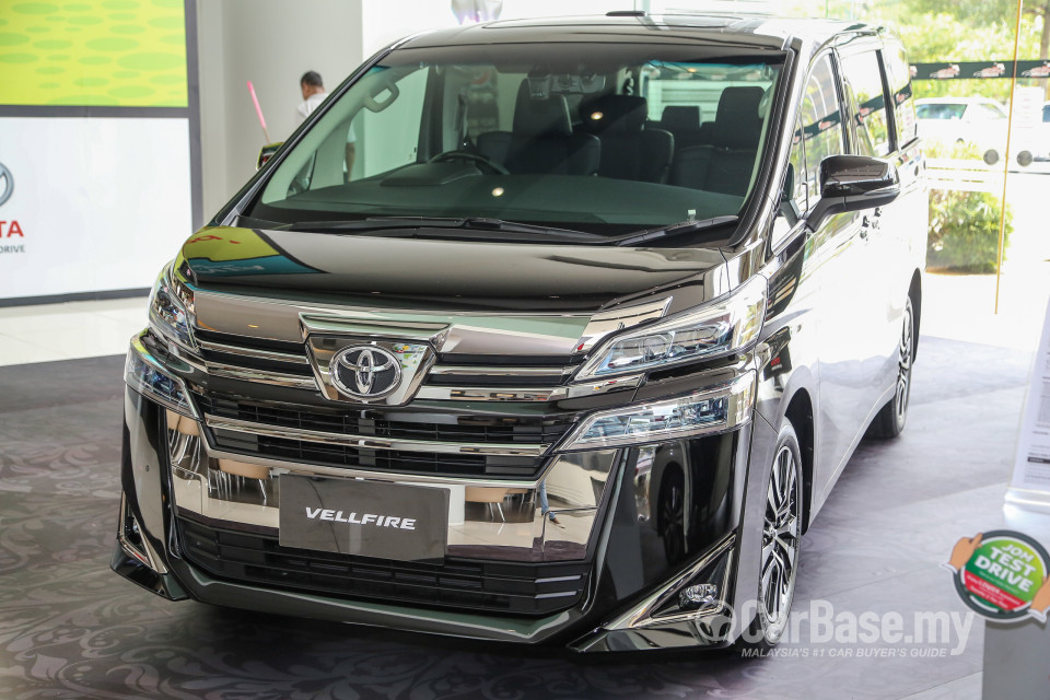 Toyota Vellfire AH30 Facelift (2018) Exterior