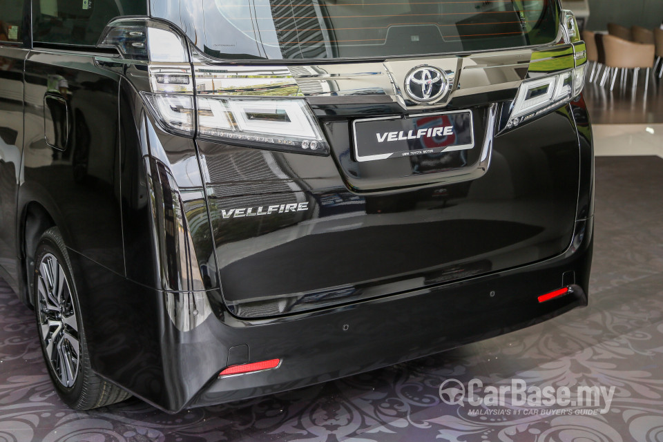 Toyota Vellfire AH30 Facelift (2018) Exterior