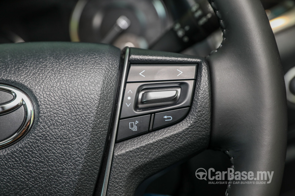 Toyota Vellfire AH30 Facelift (2018) Interior