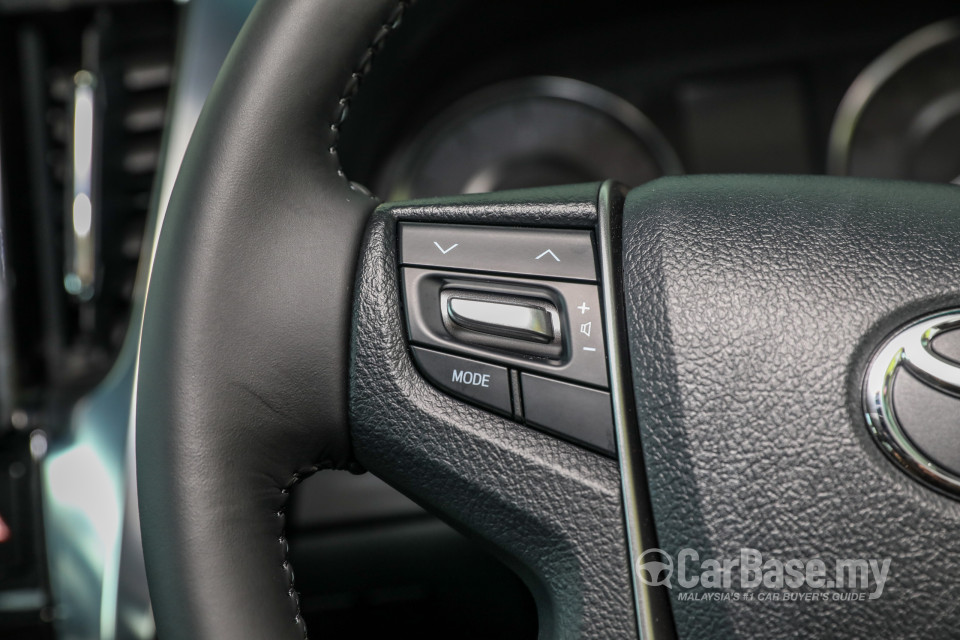 Toyota Vellfire AH30 Facelift (2018) Interior