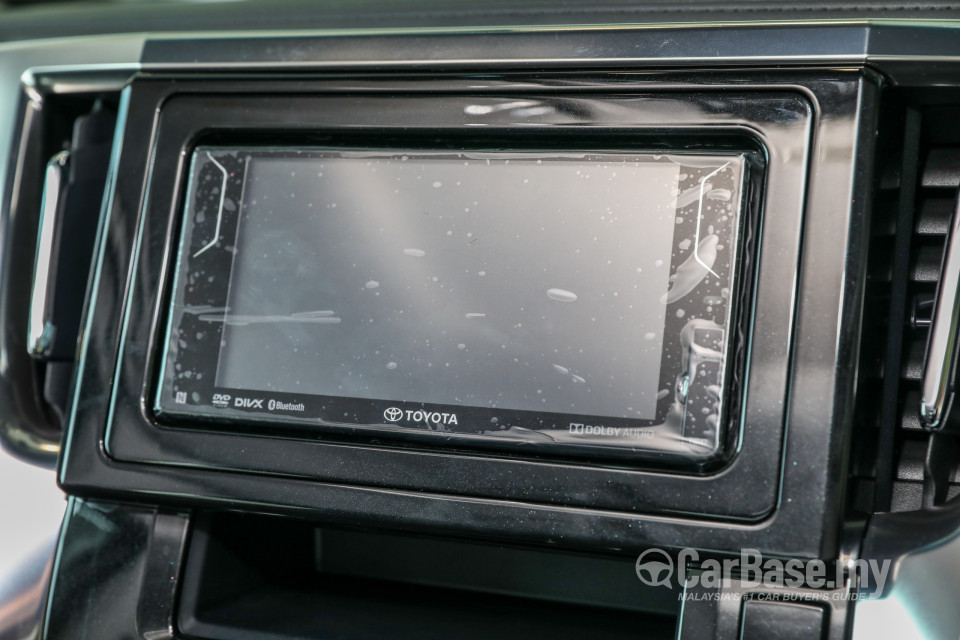 Toyota Vellfire AH30 Facelift (2018) Interior