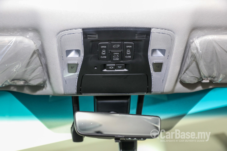 Toyota Vellfire AH30 Facelift (2018) Interior