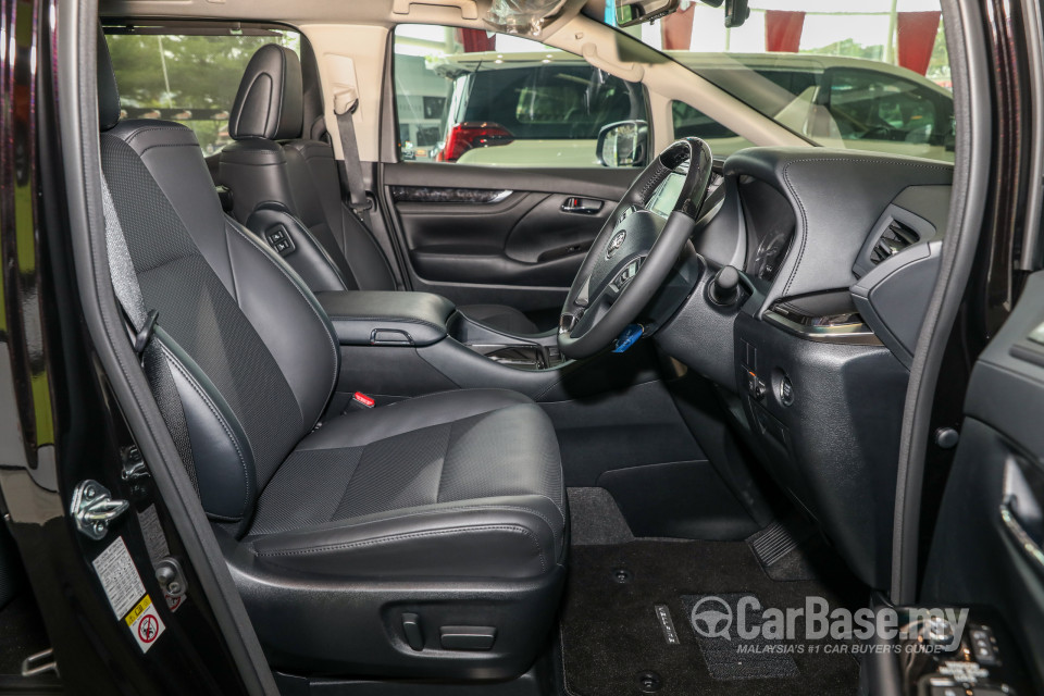 Toyota Vellfire AH30 Facelift (2018) Interior