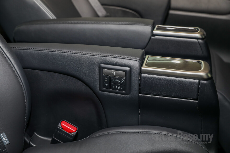 Nissan Navara D23 (2015) Interior